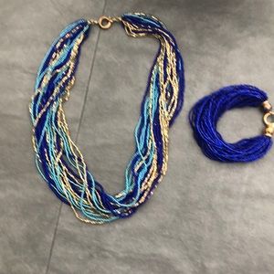 Necklace and bracelet set